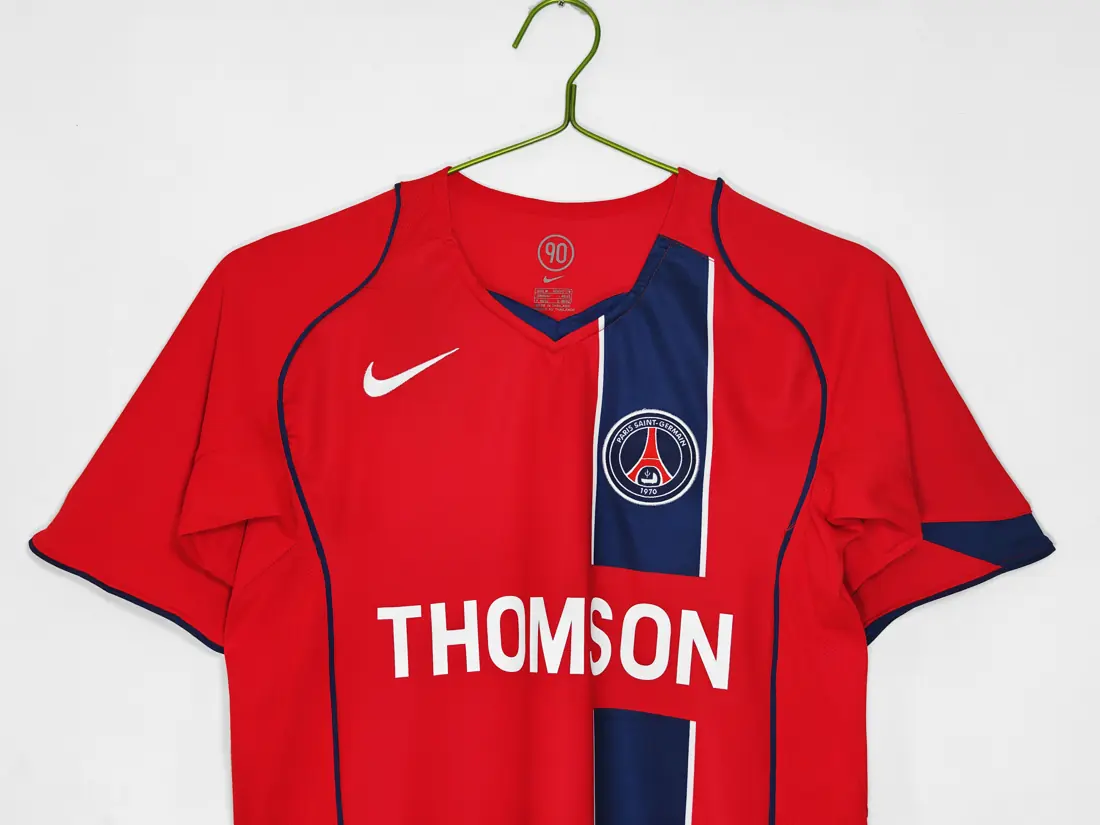 Foto 4 de Temporada 2004/05 Paris Saint-Germain visitante rojo 8 A