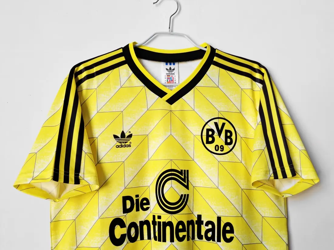 Foto 3 de Temporada 1988 Borussia Dortmund local 8C