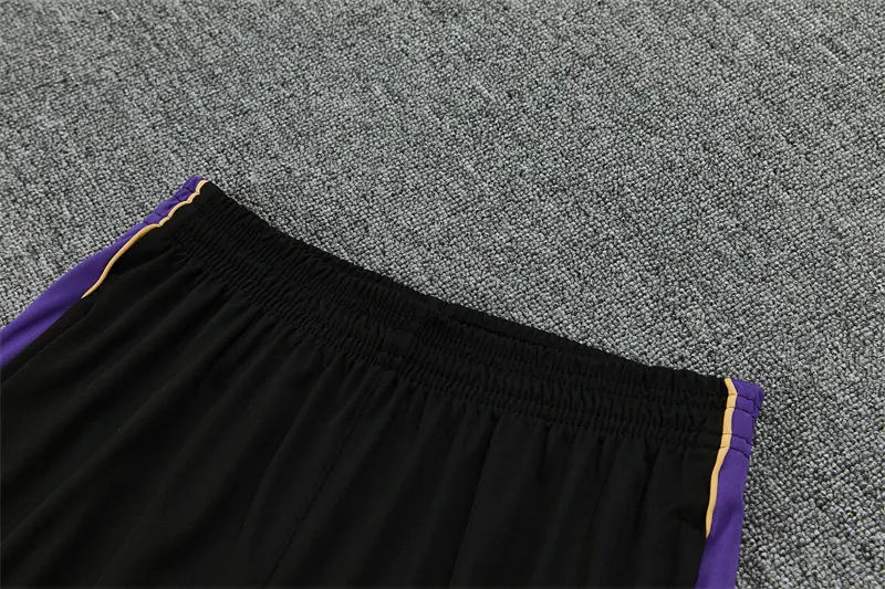 Foto 7 de 2627 Barcelona morado [edición colaborativa]
