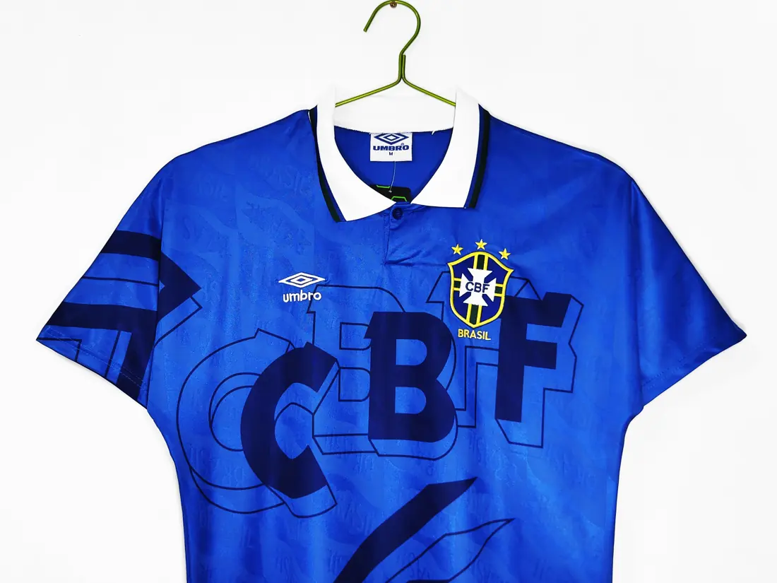 Foto 5 de Temporada 1992 Brasil visitante azul retro 5A