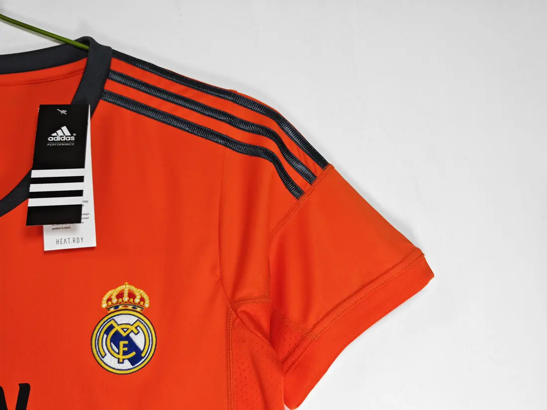 Foto 8 de Temporada 2013/14 Real Madrid tercera naranja 8A