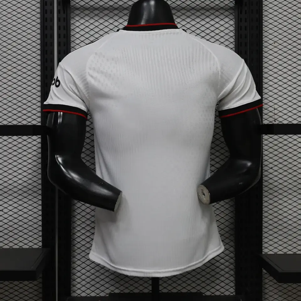 Foto 2 de Camiseta blanca del estadio del Fulham (temporada 26-27), tallas S-2XL