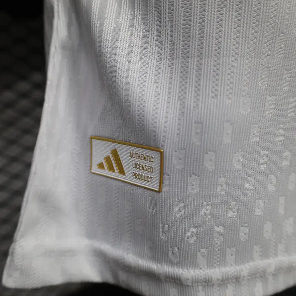 Foto 6 de Camiseta blanca del estadio del Fulham (temporada 26-27), tallas S-2XL