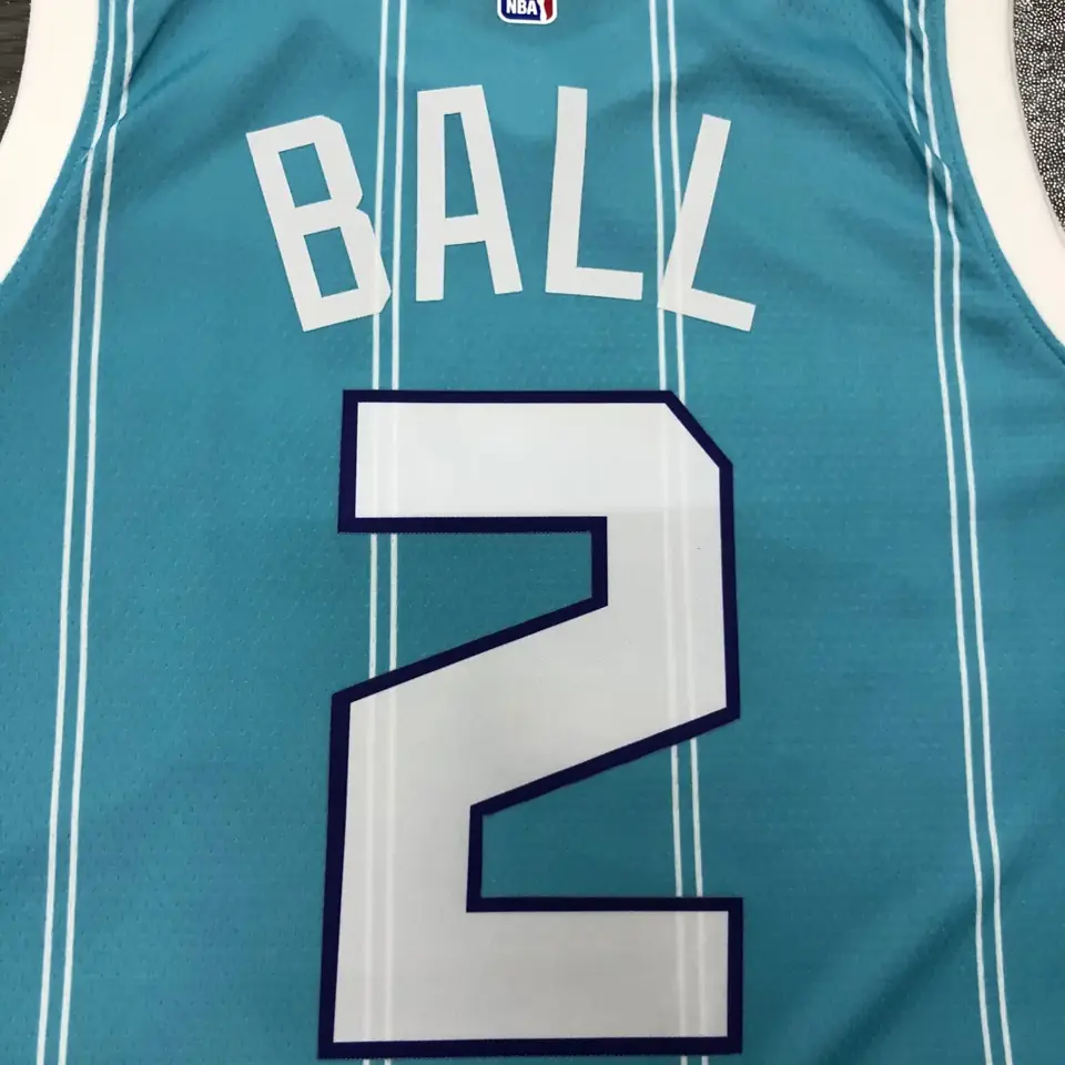 Foto 8 de Temporada 20 Charlotte Hornets azul nº 2 LaMelo Ball
