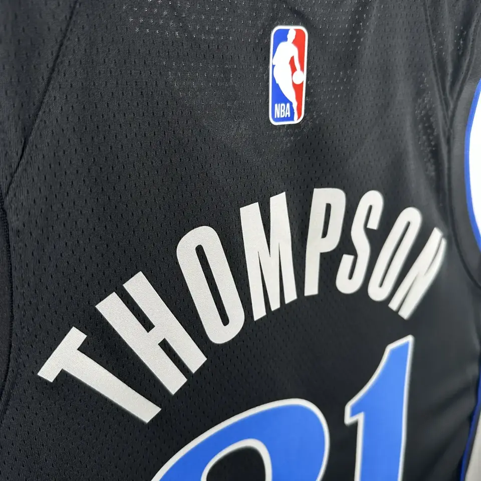 Foto 8 de Temporada 24 Mavericks Edición Ciudad Nº 31 Thompson