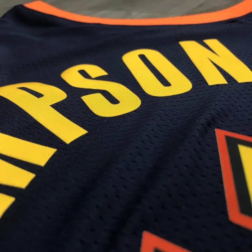 Foto 6 de Temporada 21 Warriors de Golden State edición ciudad, n.º 11 Klay Thompson