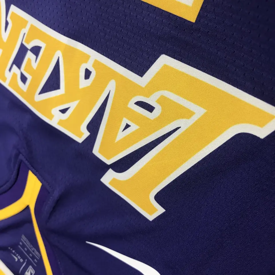 Foto 5 de Los Angeles Lakers morado cuello en V nº 24 Kobe Bryant