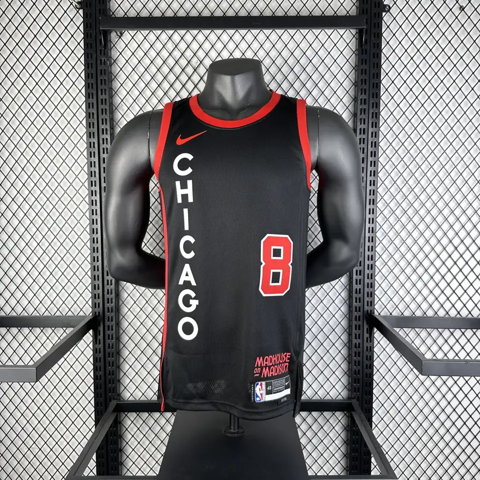 Foto 3 de Temporada 24 Bulls Edición Ciudad número 8 LaVine