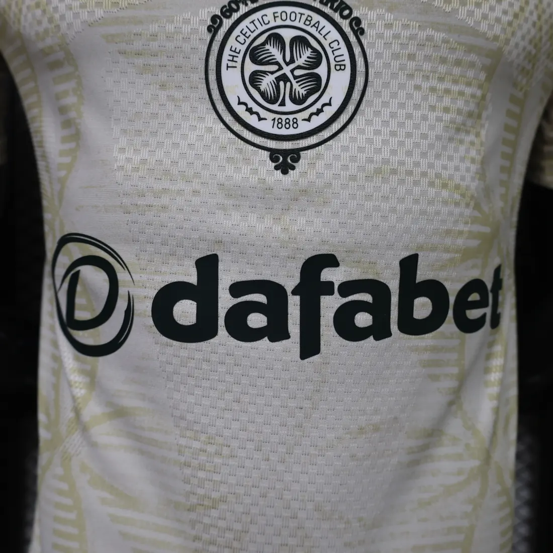 Foto 8 de 26-27 Celtic segunda visitante S-2XL
