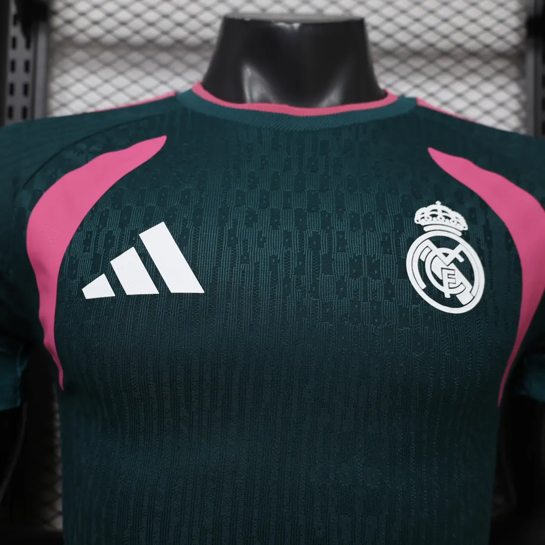Foto 8 de 26-27 Real Madrid entrenamiento S-2XL
