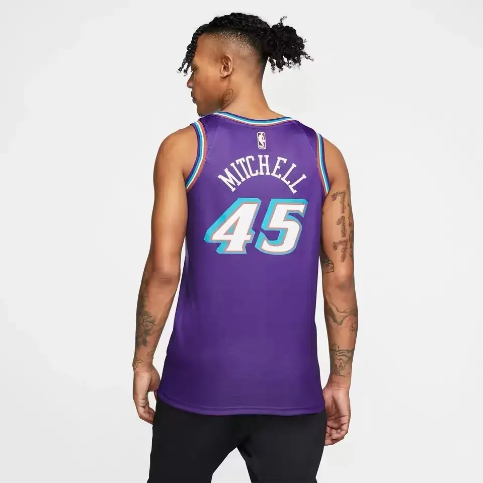 Foto 6 de Utah Jazz Edición Montaña retro púrpura nº 45 Donovan Mitchell