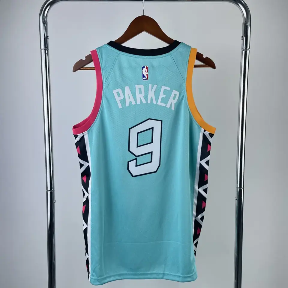 Foto 2 de Temporada 23 Spurs City Edition nº9 Parker