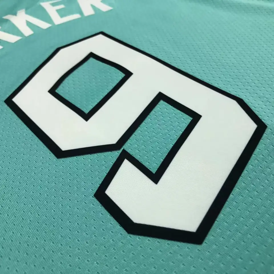 Foto 5 de Temporada 23 Spurs City Edition nº9 Parker