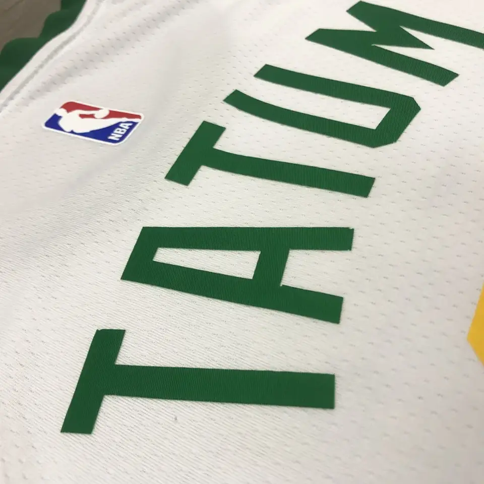 Foto 8 de Temporada 19 Celtics edición limitada platino nº 0 Tatum