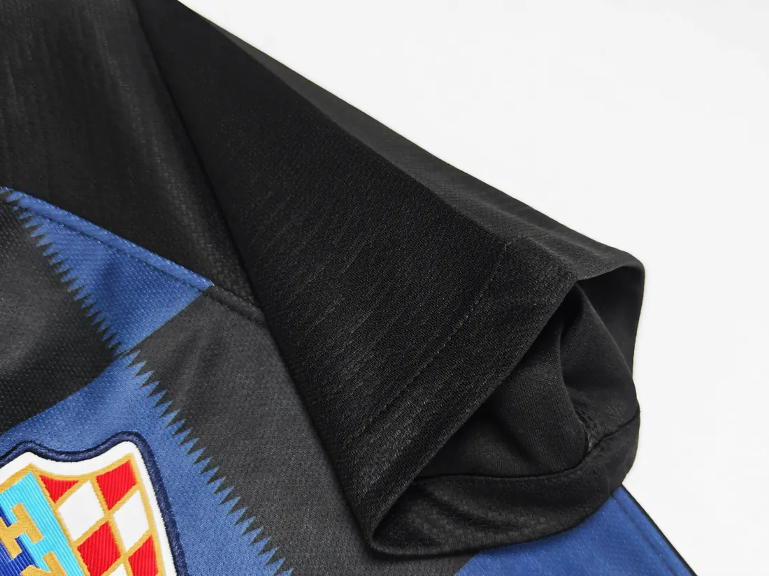 Foto 3 de Temporada 2018 Croacia camiseta retro visitante azul y negro 8A