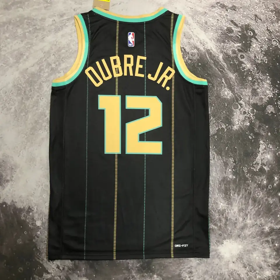 Foto 6 de Hornets, temporada 23, Edición City, número 12 Oubre