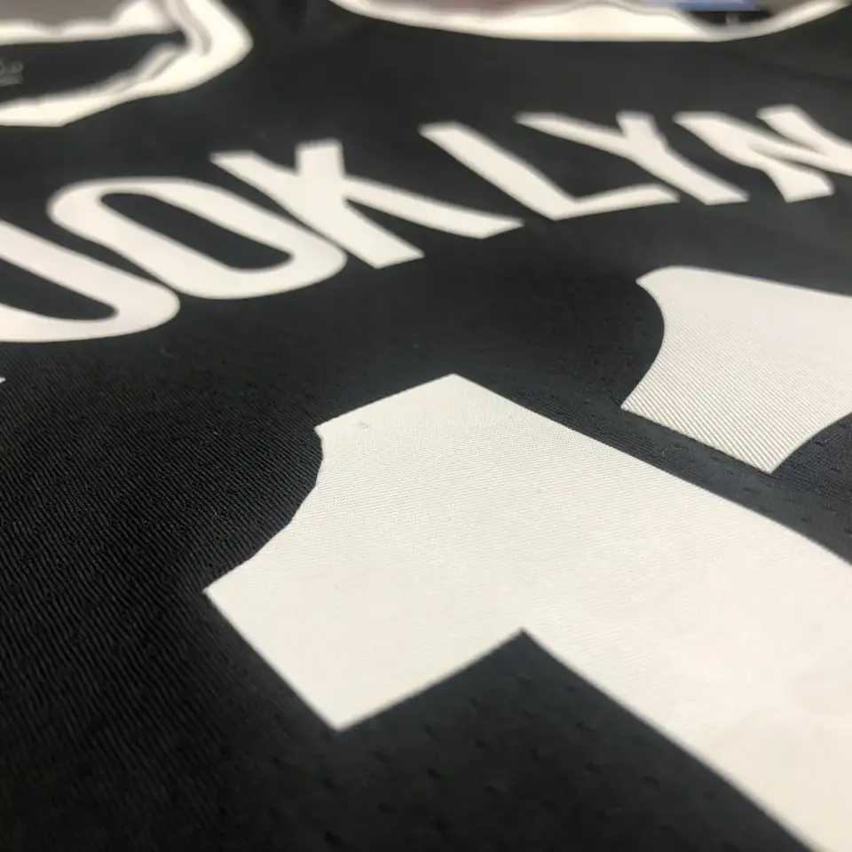 Foto 8 de Brooklyn Nets cuello en V negro nº 11 Irving