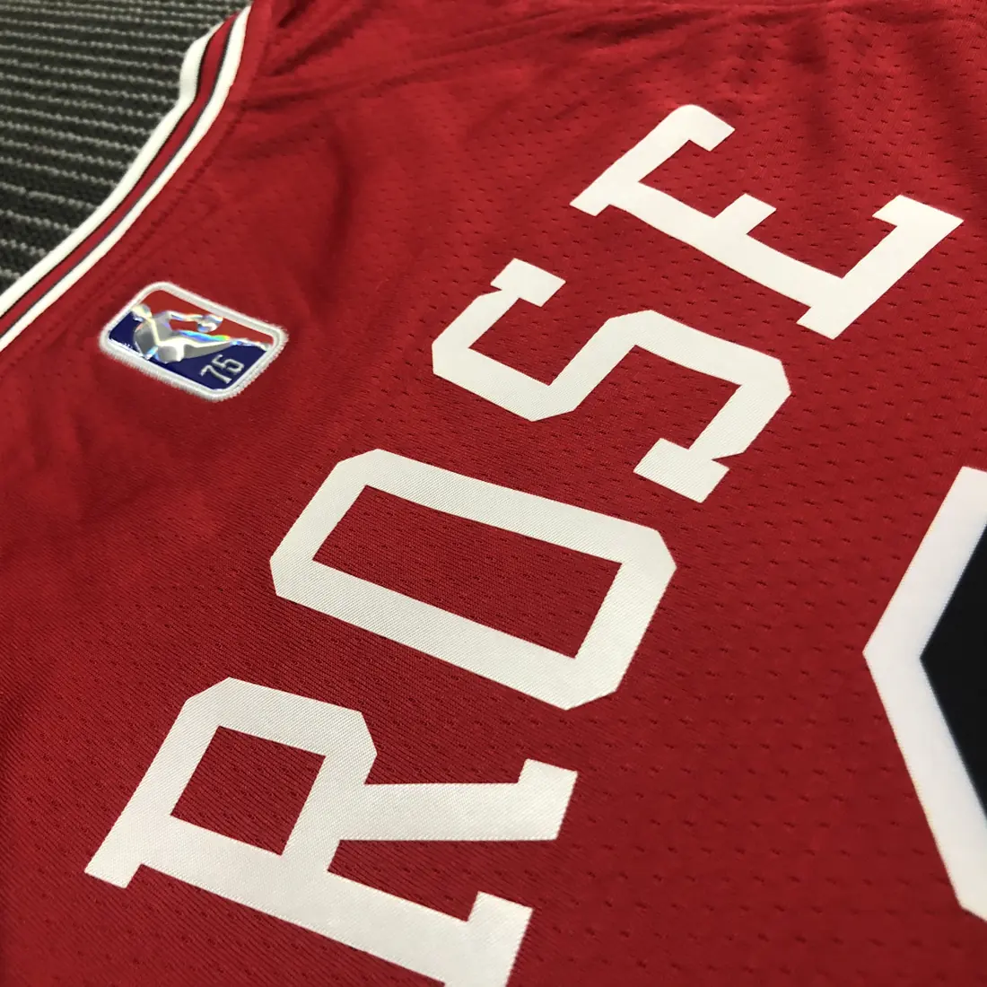 Foto 6 de 75 aniversario Bulls rojo número 1 Rose