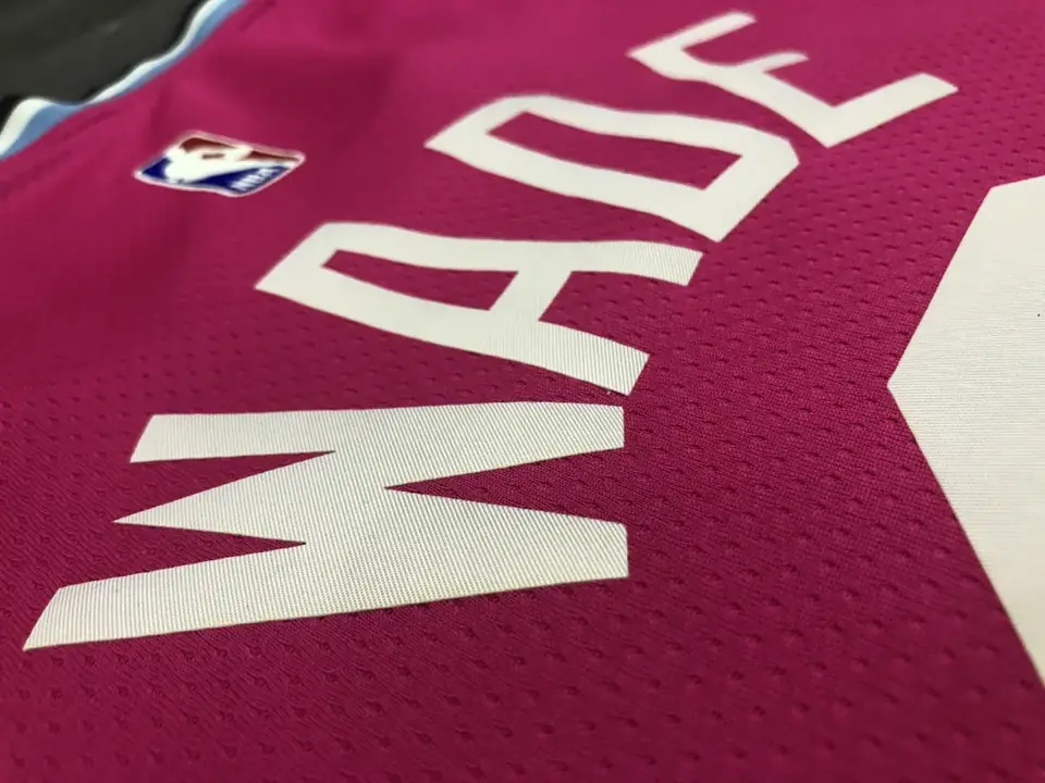 Foto 4 de Heat cuello redondo rosa nº 3 Dwyane Wade