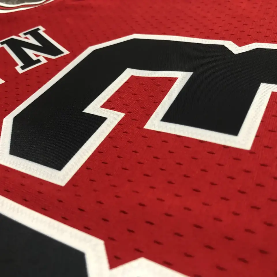 Foto 7 de MN camiseta retro termoimpresa: SW Chicago Bulls temporada 98 color rojo nº33 Pippen