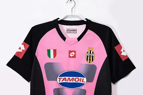 Foto 4 de Temporada 2002/03 Juventus visitante retro 8A