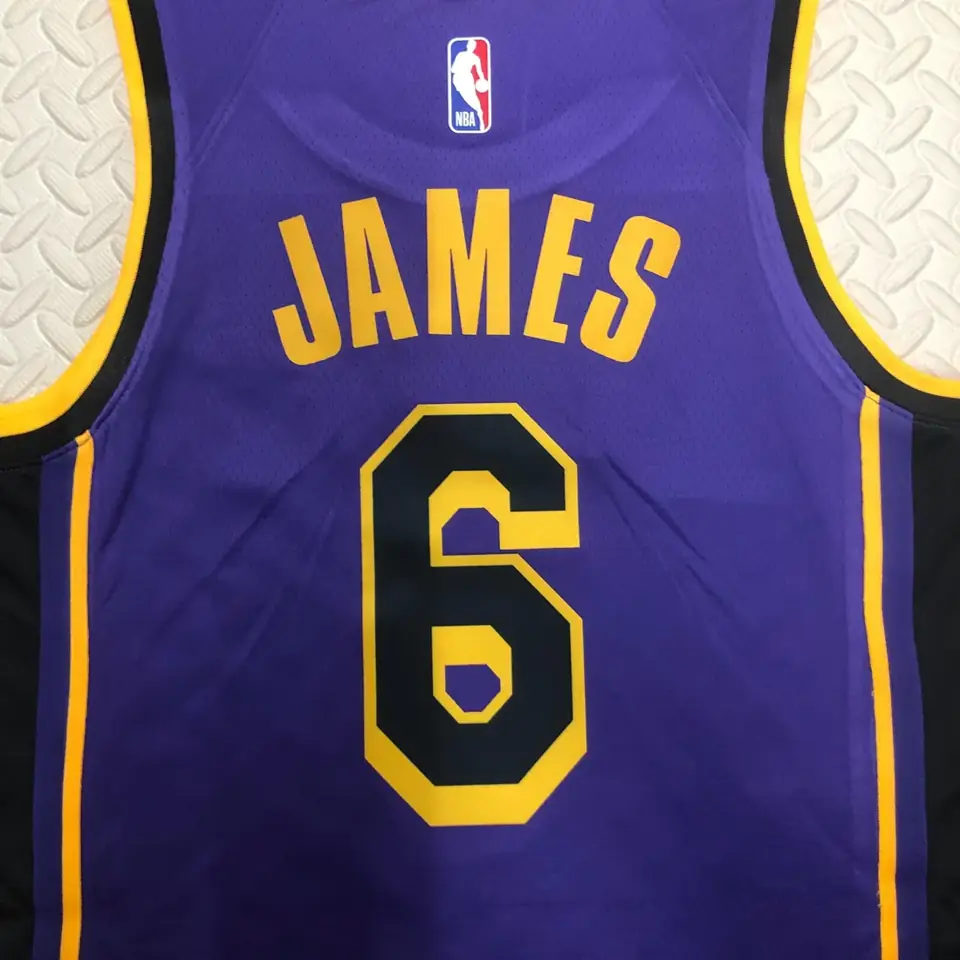 Foto 7 de Temporada 23 Lakers edición Jumpman número 6 James