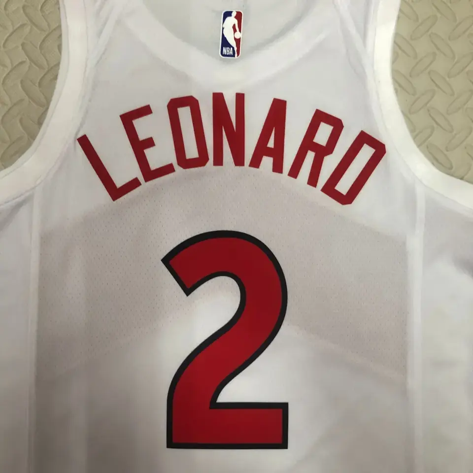 Foto 6 de Temporada 23 Raptors local blanco n.º 2 Leonard