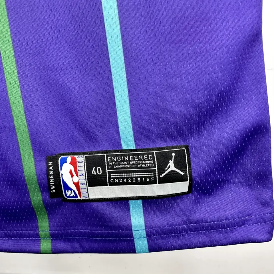 Foto 4 de Temporada 2020 Hornets retro morado nº 1 Ball