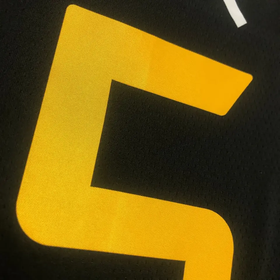 Foto 6 de Jazz temporada 21 camiseta City Edition #45 Donovan Mitchell
