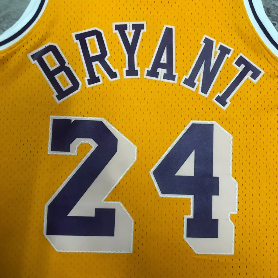 Foto 6 de MN camiseta retro termoimpresa: SW Lakers temporada 07/08 cuello redondo amarillo nº 24 Kobe Bryant