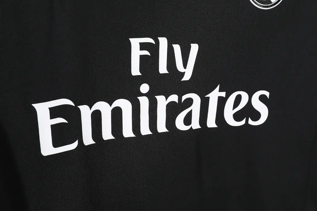 Foto 7 de Temporada 2016/17 Real Madrid tercera equipación 5A