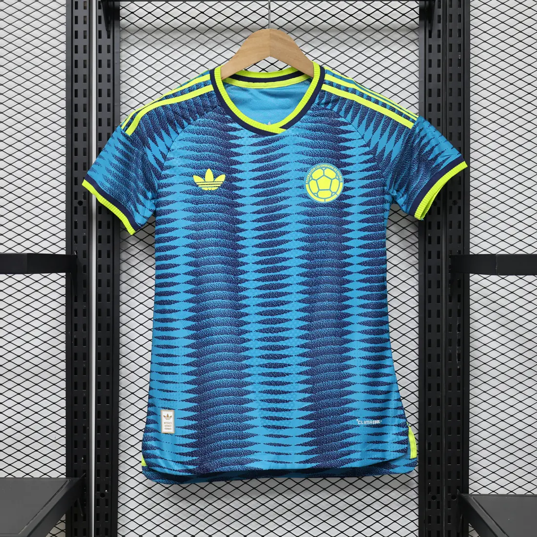 Foto 1 de Versión jugador 26/27 Colombia visitante mujer XS a 2XL