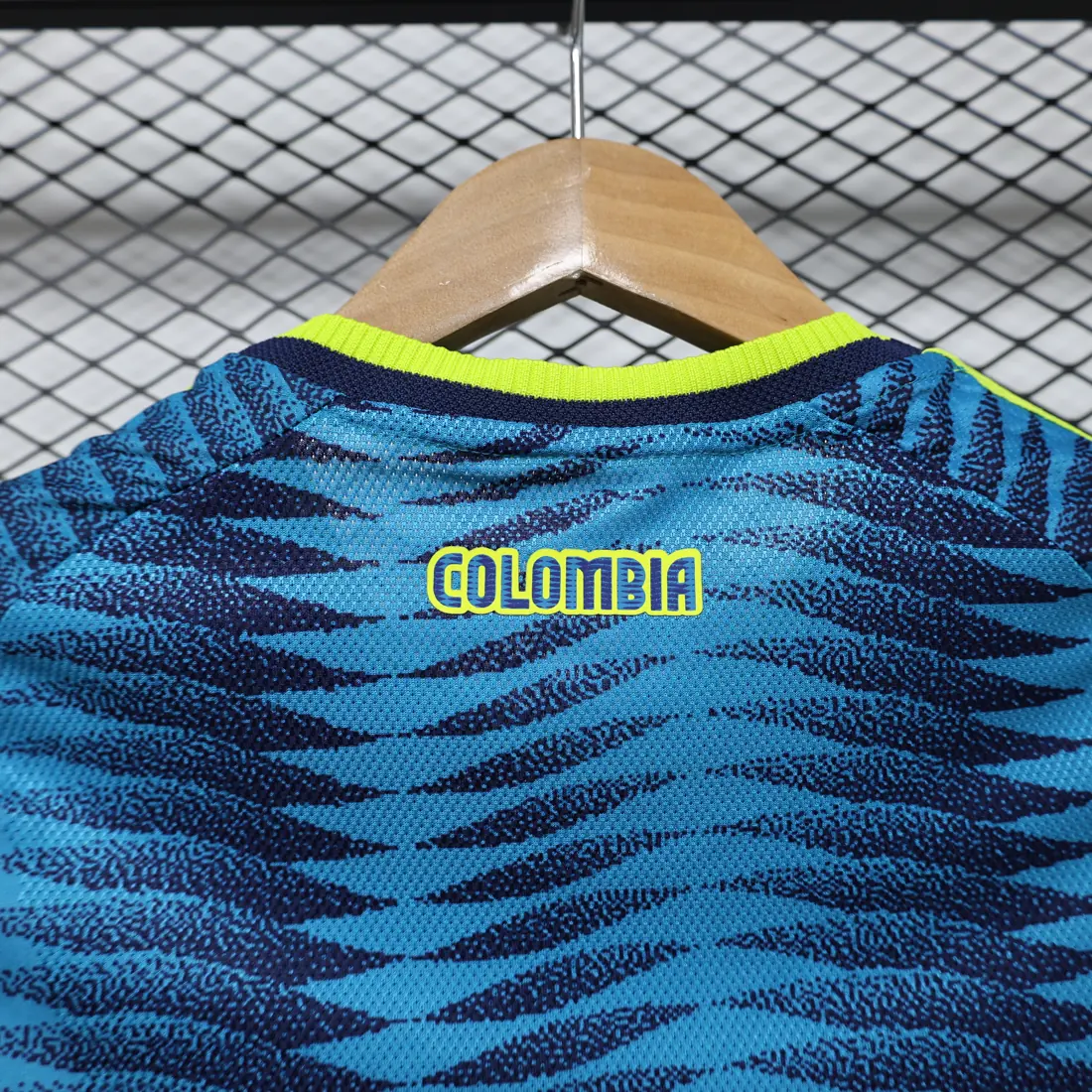 Foto 2 de Versión jugador 26/27 Colombia visitante mujer XS a 2XL
