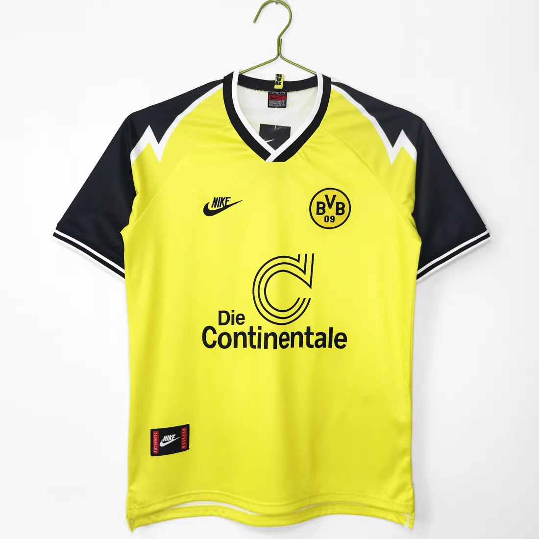Foto 1 de Temporada 1995/96 Borussia Dortmund local 5A
