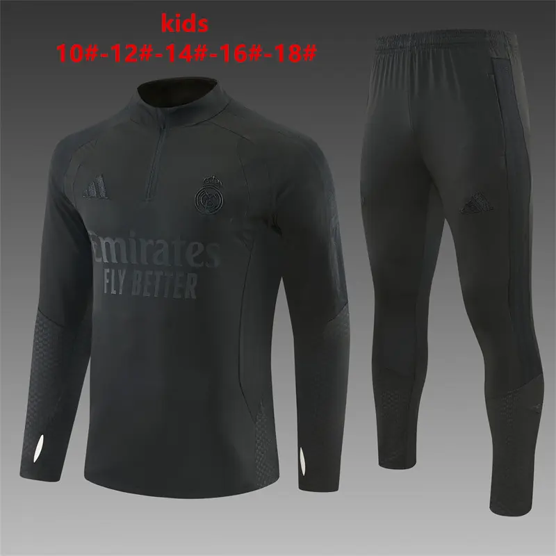 Foto 1 de Niños 26/27 Real Madrid negro (versión totalmente negra)