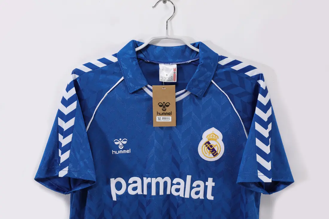 Foto 6 de Temporada 1986/87 Real Madrid visitante azul 0 B