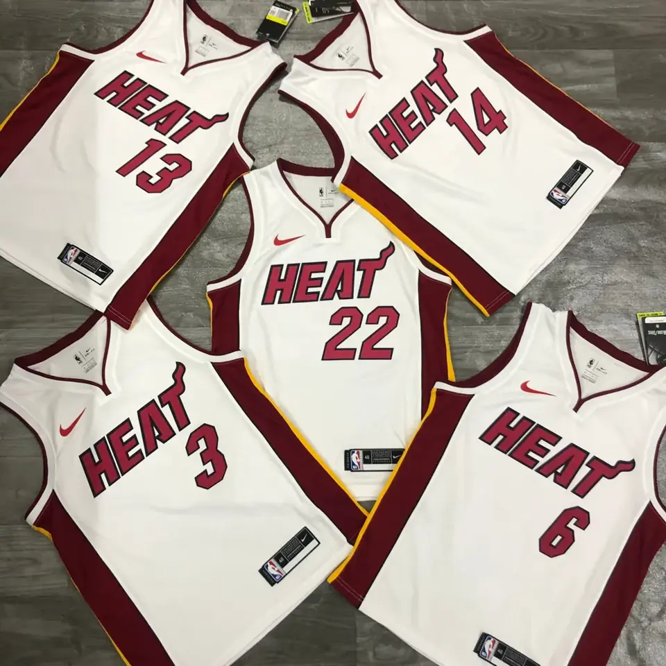 Foto 7 de Heat cuello en V blanco número 3 Wade