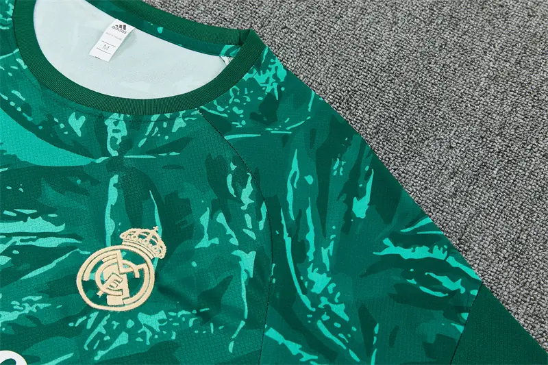 Foto 5 de 26/27 camiseta de manga corta Real Madrid verde 【versión camuflaje】