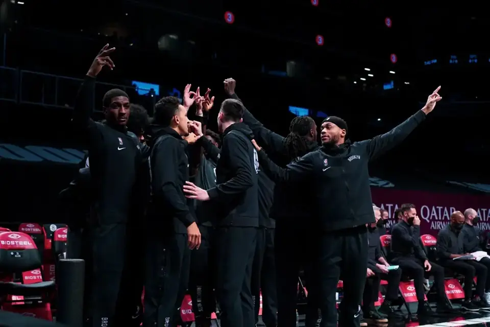 Foto 3 de Producto auténtico de tienda oficial internacional: versión de jugador GI chaqueta de calentamiento de los Nets de Brooklyn