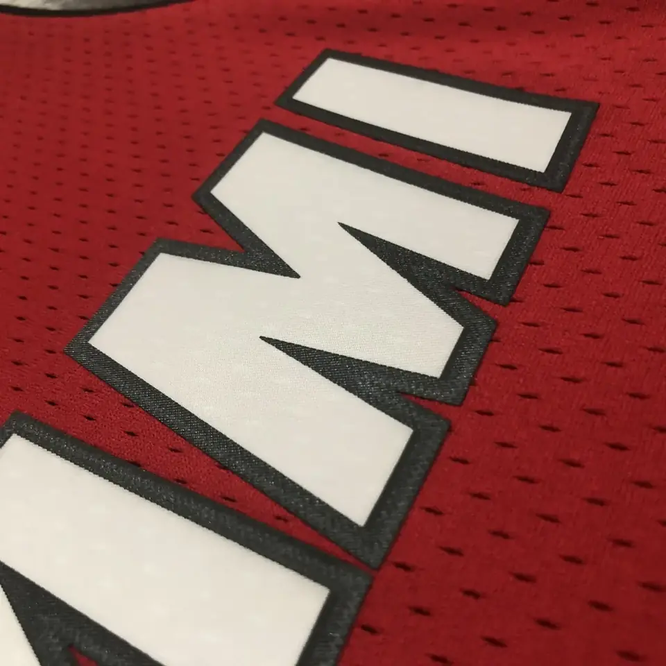 Foto 5 de Camiseta retro MN de termopresión: SW del Heat, temporada 05/06, roja, nº 3 Wade