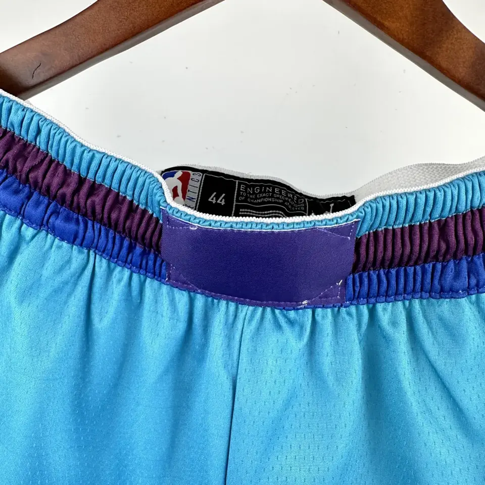 Foto 5 de Temporada 24 Hornets pantalones cortos retro