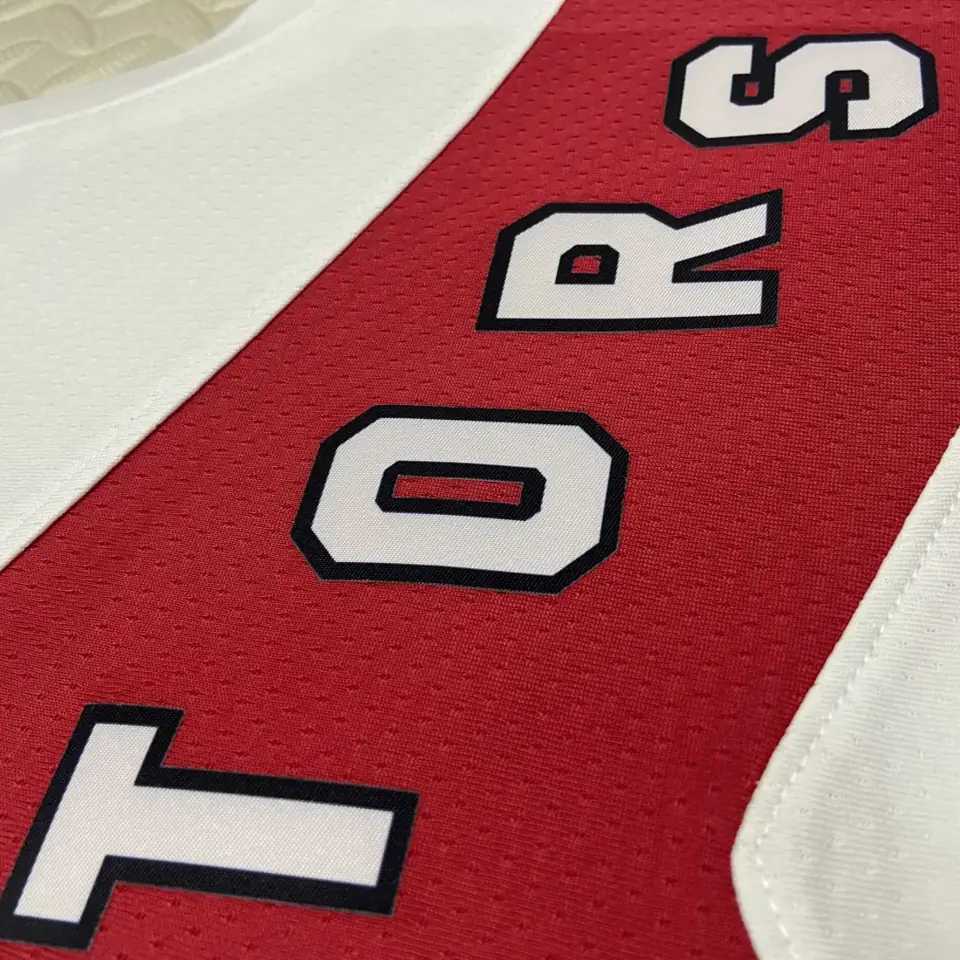 Foto 8 de Temporada 23 Raptors local n.º 1 McGrady