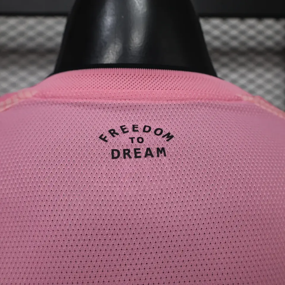 Foto 2 de Jugadores 26-27: Camiseta de manga larga rosa de Miami (tallas S-3XL)