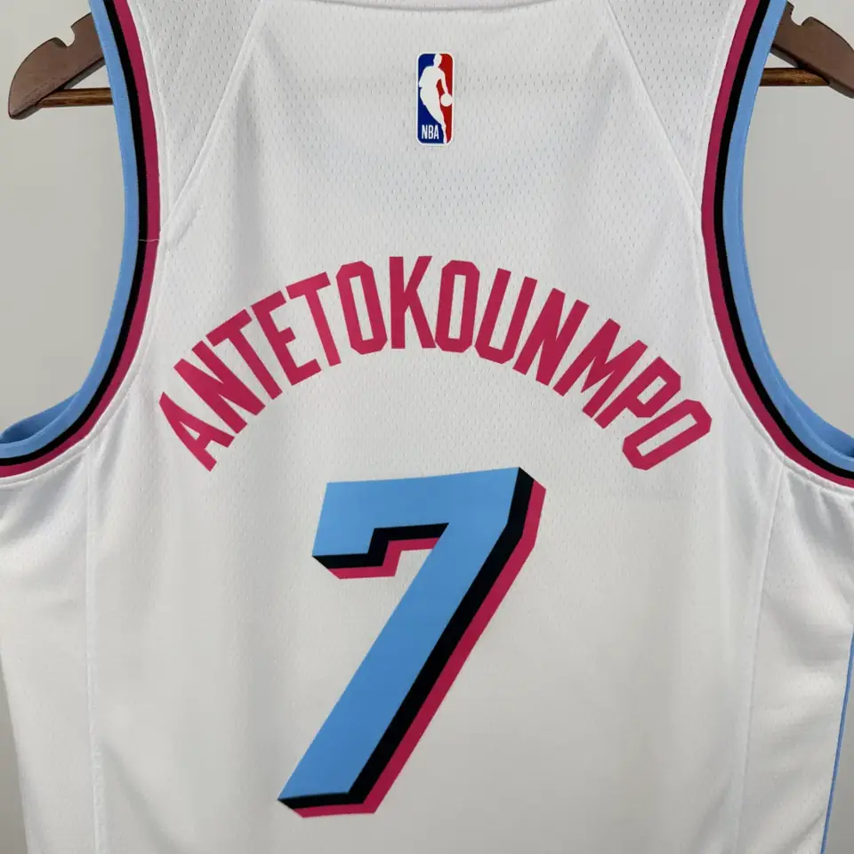 Foto 3 de Heat cuello redondo blanco nº 7 Antetokounmpo