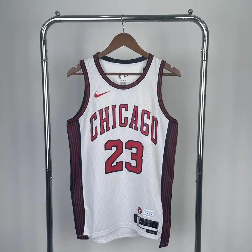 Foto 1 de Temporada 23 Bulls City Edition nº23 Jordan