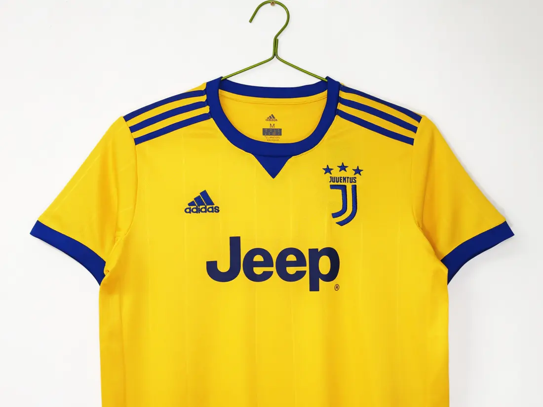 Foto 5 de Temporada 2017/18 Juventus visitante amarilla retro 8A