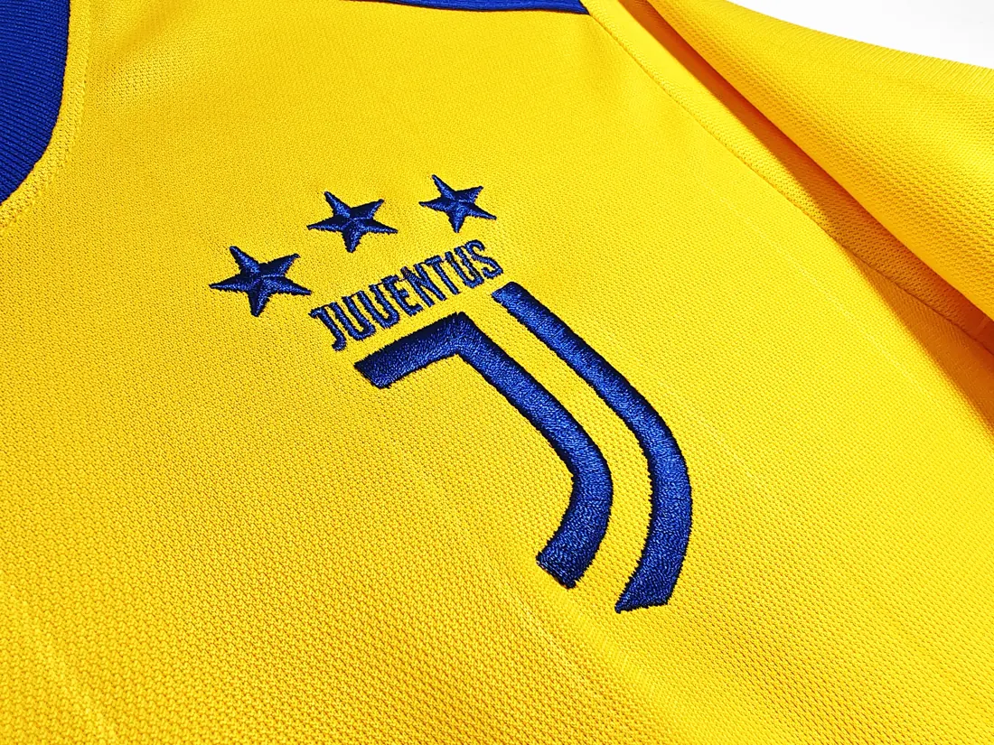 Foto 8 de Temporada 2017/18 Juventus visitante amarilla retro 8A