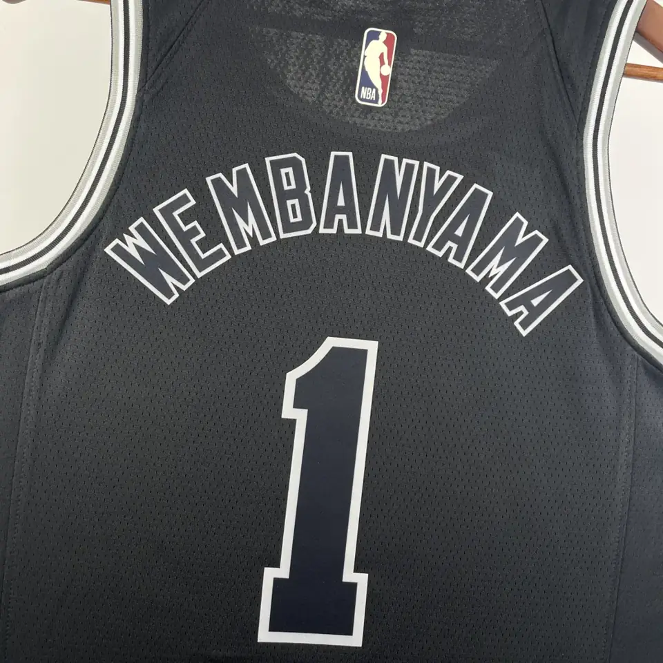 Foto 6 de Temporada 23 Spurs retro número 1 Wembanyama