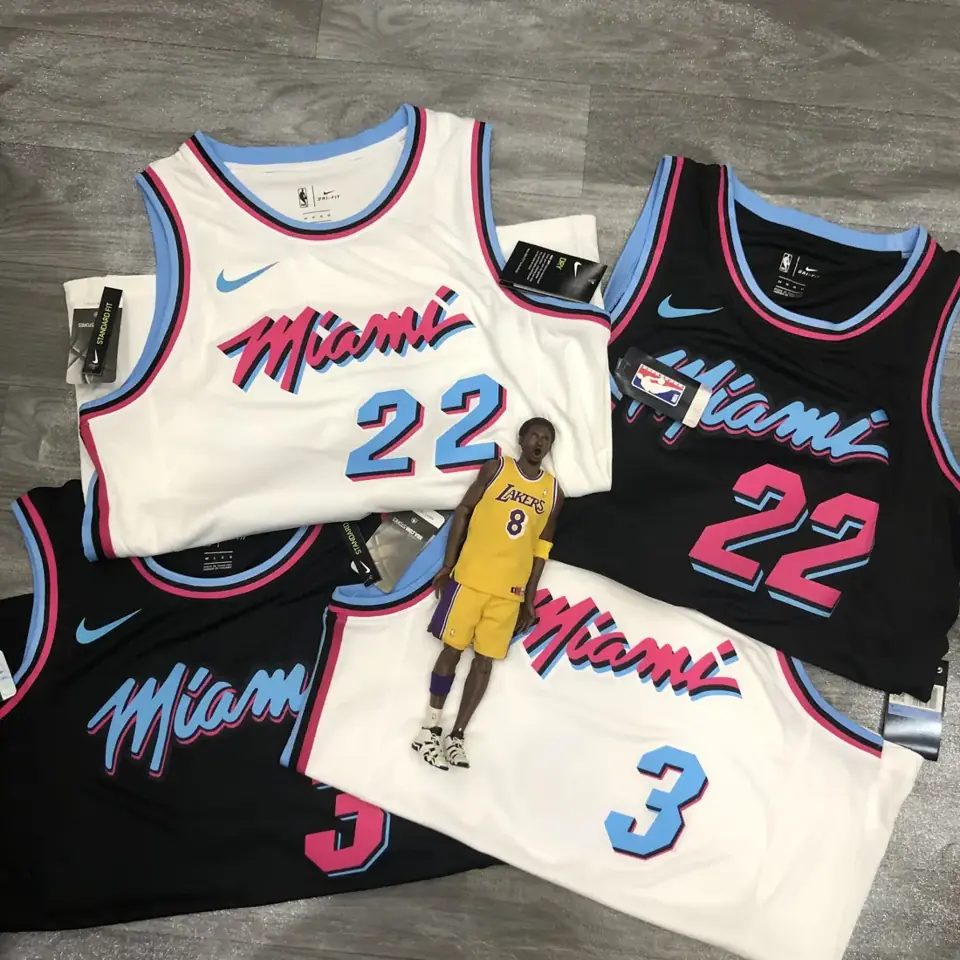 Foto 3 de Miami Heat cuello redondo blanco nº 3 Wade