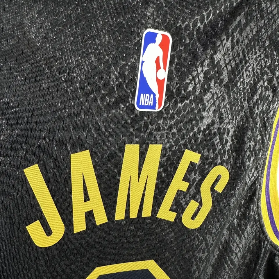 Foto 6 de Juvenil/niños: Lakers - Estampado de serpiente - nº 6 James